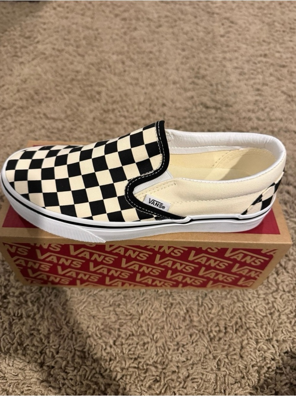 🚫SOLD🚫Women’s Vans Classic Slip-On Checkerboard Shoe - Black & Cream NEW
